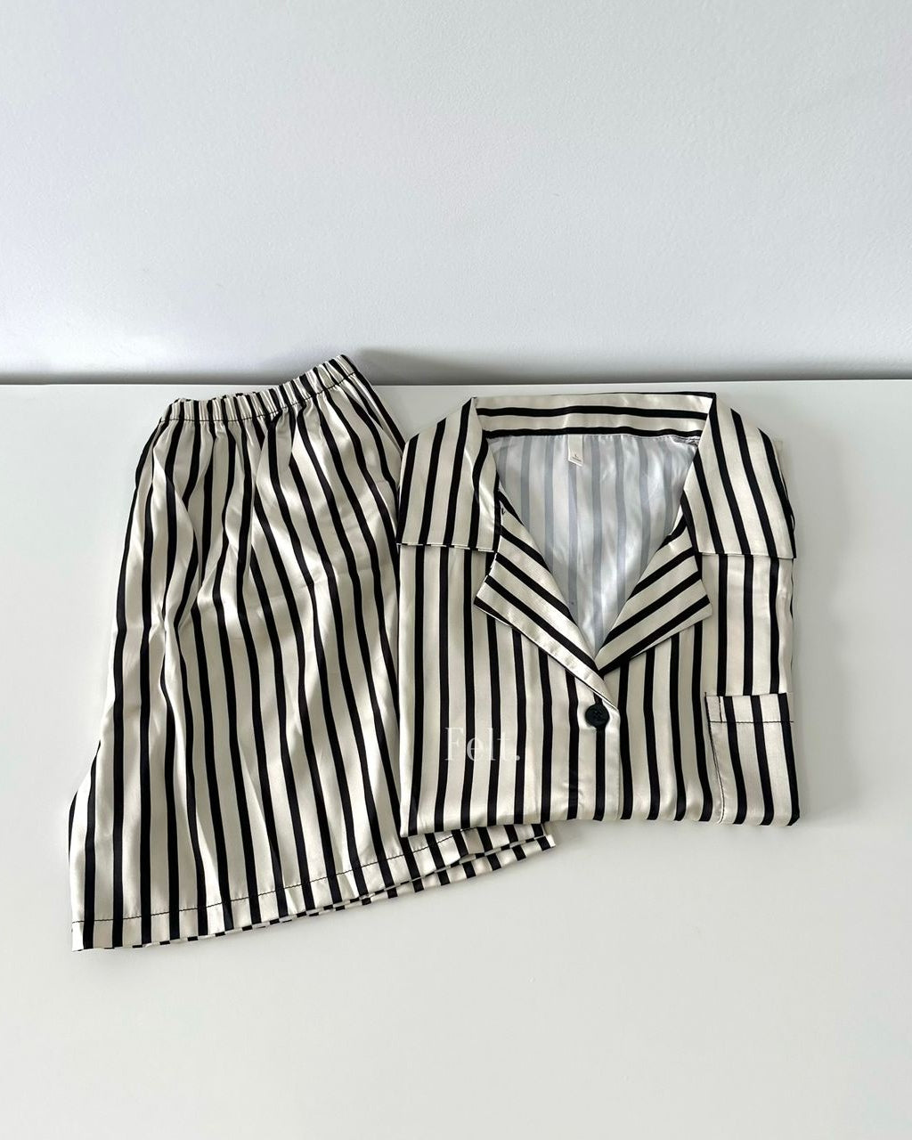 Ice Silk Stripes Pajamas Set (Short Sleeve with Short Pants)