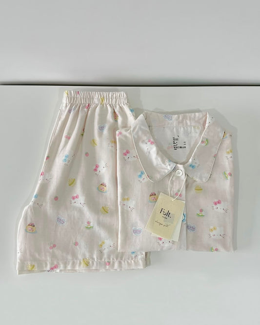 Kitty Pajamas Set (Short Sleeve with Short Pants)