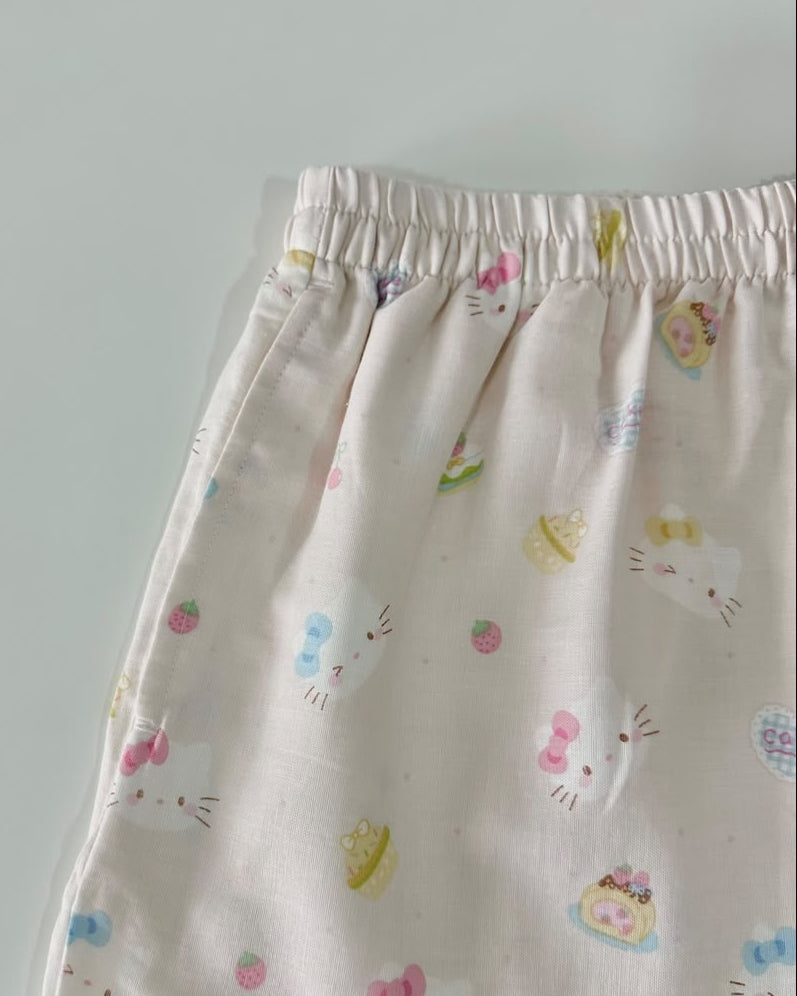 Kitty Pajamas Set (Short Sleeve with Short Pants)
